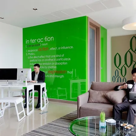 Hilton Garden Inn Bangkok Silom 